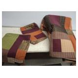 QUILT AND PILLOW CASES