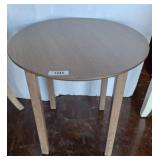 ROUND ACCENT TABLE