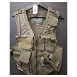 TACTICAL VEST  SIZE 26 BLACK HAWK