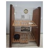 VINTAGE CIGAR HUMIDOR