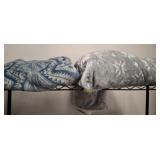 FLEECE THROWS