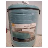 FULL QUEEN MICROFIBER COMFORTER