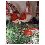 CHRISTMAS GNOMES AND DÉCOR
