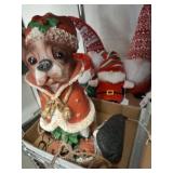 CHRISTMAS GNOMES AND DÉCOR