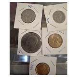 IKE DOLLAR, 2 SBA DOLLARS, 1 SACAGAWEA DOLLAR, 1 G