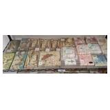 GROUP OF DECORATIVE NAPKINS PAPER