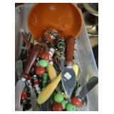 ASSORTED CHEESE KNIVES
