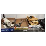 PLASTIC MODELS AND RC CAR