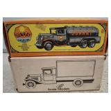 ERTL AND DIAMOND T DIE CAST BANK