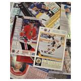 ASSORTED HOCKEY CARDS