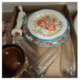 PIONEER WOMAN PLATES, FIGURINE, MISC