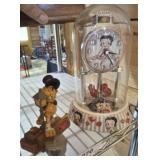 GARFIELD AND BETTY BOOP ANNIVERSARY CLOCK