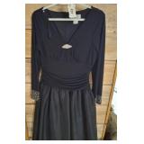 JESSICA H EVENING GOWN SIZE 8