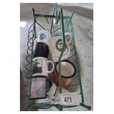 MAGAZINE BASKET OF MUGS