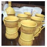 6 BARREL COFFEE MUGS AND SUGAR