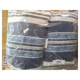 CUSHIONS AND THROW PILLOWS