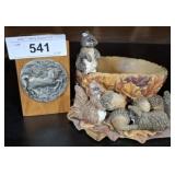 HORSE THEMED CANDLE HOLDER AND NUT BOWL