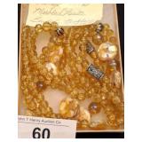 VINTAGE YELLOW MARBLED LUCITE NECKLACE