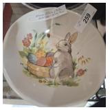 ITALIAN EFFETE D ART EASTER RABBIT SERVING BOWL