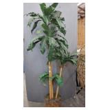 ARTIFICIAL TREE IN BASKET