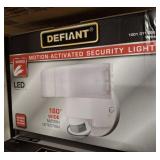 DEFIANT LED MOTION LIGHT