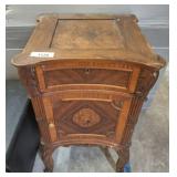 VINTAGE INLAID PAW FOOT ACCENT TABLE