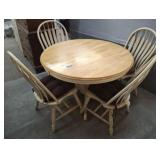 PEDESTAL DINING TABLE W/ BUTTERFLY LEAF