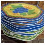PLASTIC PLATES