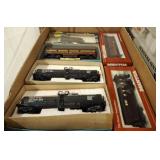 HO SCALE TRAIN CARS