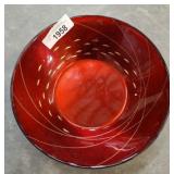 GORHAM SCARLET LUXURY BOWL