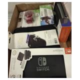 VIVITAR SPORTS CAM, SWITCH BAGS, MISC