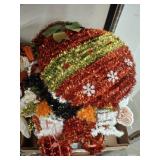 GROUP OF CHRISTMAS ORNAMENTS AND DECOR