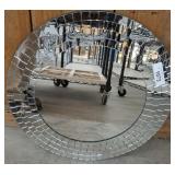 ROUND MIRROR W/ MOSAIC STYLE FRAME   20 IN