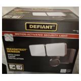 DEFIANT LED MOTION LIGHT