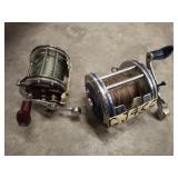 2 PC VINTAGE  SENATOR STYLE REELS