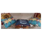 ASSORTED THROW PILLOWS