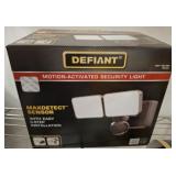 DEFIANT LED MOTION LIGHT