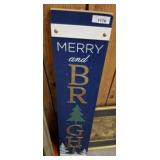 MERRY AND BRIGHT LIGHTED PORCH LEANER