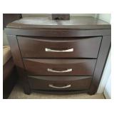 PAIR OF NIGHT STANDS 28X 20X 27