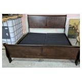 COASTER FURNITURE KING SIZED BED, WITH