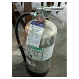 STAINLESS COMMERCIAL FIRE EXTINGUISHER **