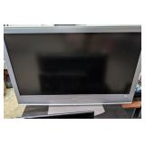 SONY BRAVIA LCD 46IN FLAT SCREEN TV **
