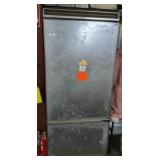 VINKING COMMERCIAL FRIDGE OVER FREEZER WORKING**