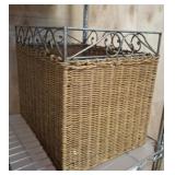 WIRE FRAME BASKET