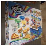 SOFTEE MOLDING CLAY TOYS