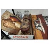 GROUP OF BATHROOM DCOR