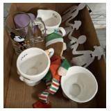ASSORTED COLLECTOR MUGS, MINNIE MOUSE