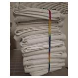 GROUP OF BATHROOM LINENS