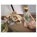 BEACH FIGURINES