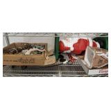 GROUP OF CHRISTMAS DCOR